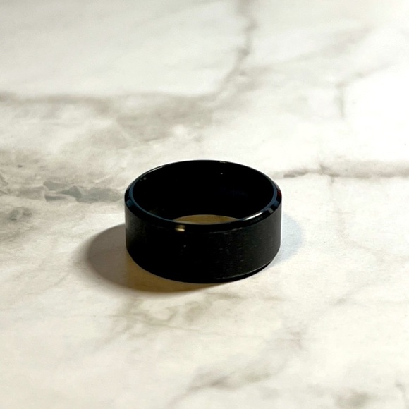 STAINLESS STEEL MATTE ENGRAVED NARUTO RING - Picture 2 of 2